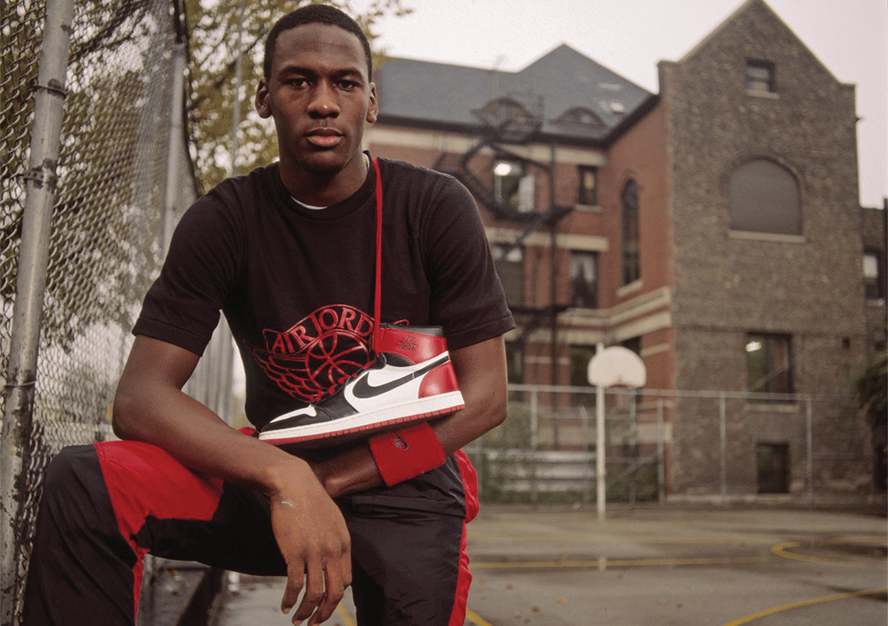 michael-jordan-air-jordan-1-banned