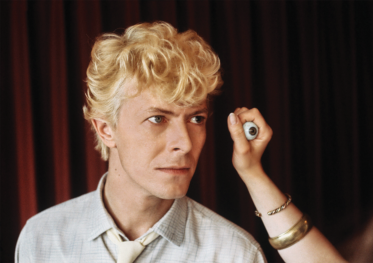 David-Bowie-legend