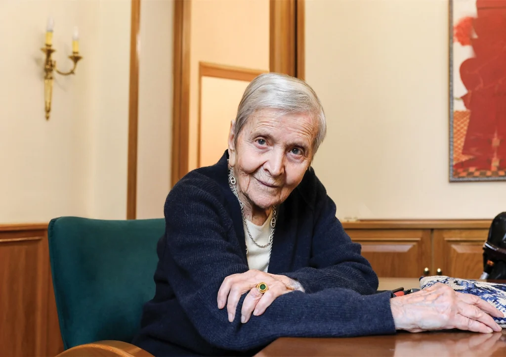 Hélène Ahrweiler3