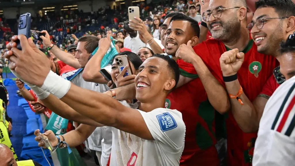 morroco-fans